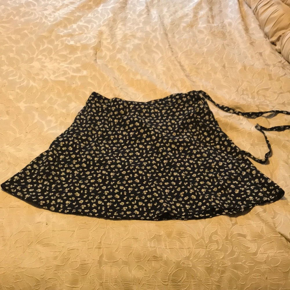 Brandy Melville ditsy floral wrap skirt
